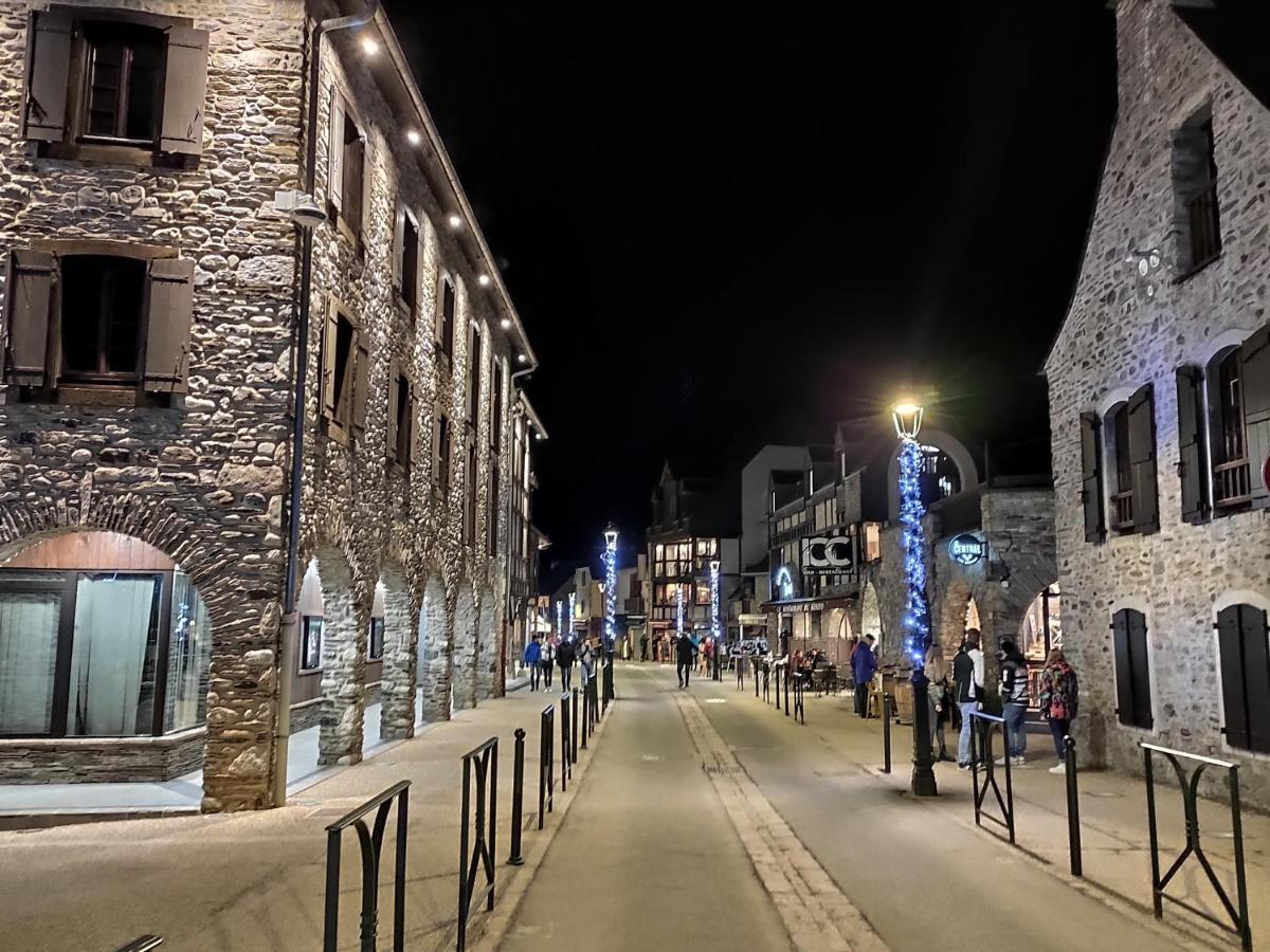 T2 Spacieux Et Lumineux Avec 2 Terrasses Sud Et Est, Proche Centre Village 圣拉里苏朗 外观 照片